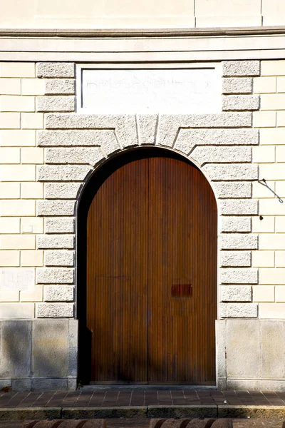 Lombardie Itálie dveře milano starý kostel — Stock fotografie