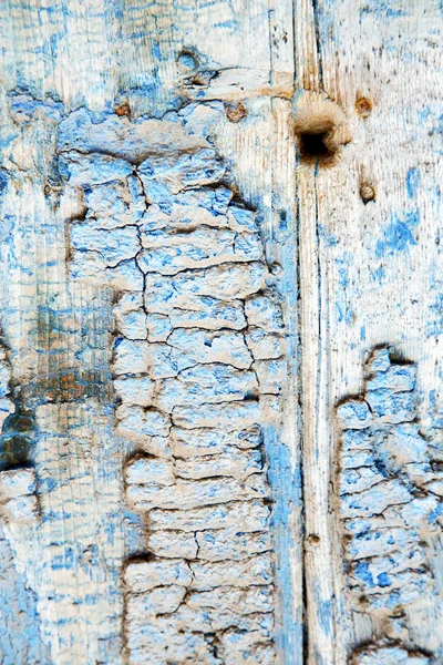 Metal paznokci brudne okrojona farby niebieski — Zdjęcie stockowe