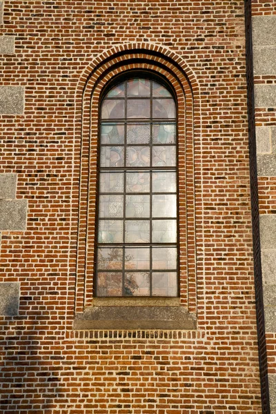 Rose window Italië Lombardije de turbigo oude tegel — Stockfoto