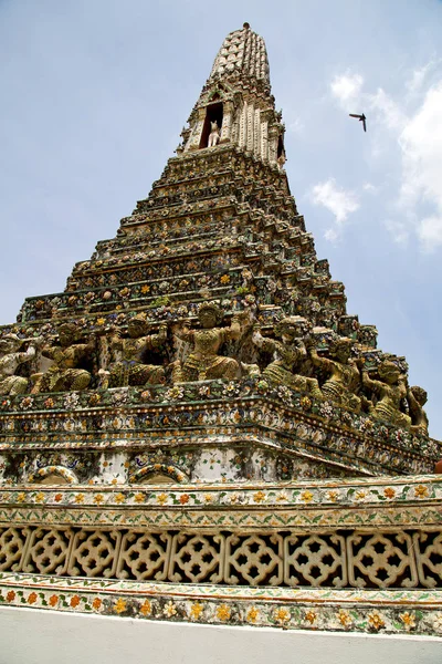 Templom Bangkok Ázsia Thaiföldön Siddharta Absztrakt Kereszt Lépés Wat Paloták — Stock Fotó