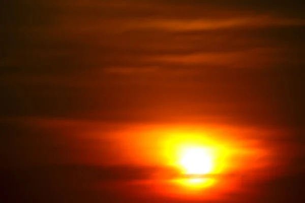 Na África do Sul pôr-do-sol vermelho na nuvem — Fotografia de Stock