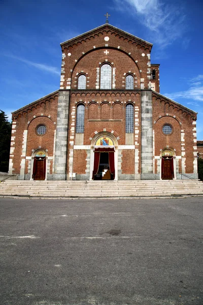 Église Dans Tour Brique Fermée Legnano Trottoir Italie Lombardie Vieux — Photo