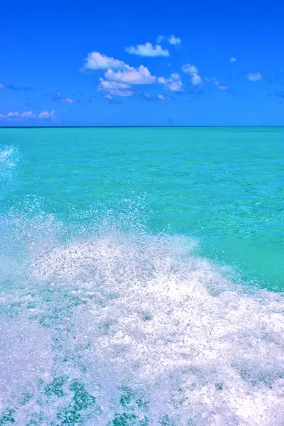 Boden Mexiko Schaum Und Blauer Schaum Das Meer Tropfen Sonnigen — Stockfoto