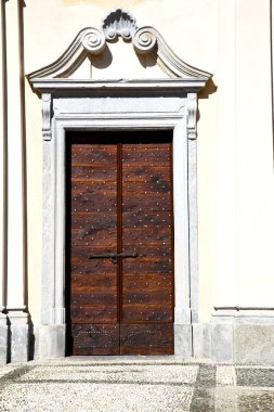  İtalya lombardy somma lombardo eski kilise b adım 
