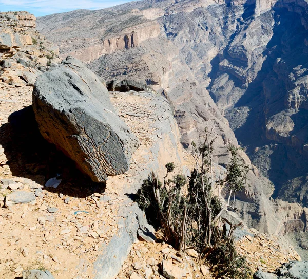 Desfiladero Cañón Cielo Nublado Profundo Oman Vieja Montaña — Foto de Stock