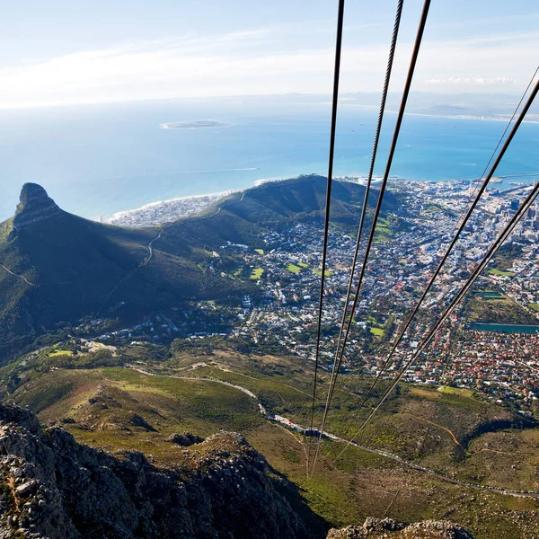 在南非城市天际线从山 — 图库照片
