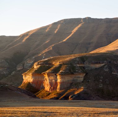   Güney Afrika ıssızlık vadisinde 