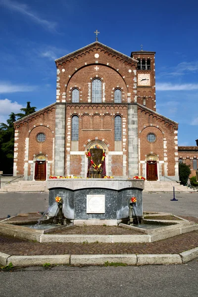 Nella Vecchia Chiesa Legnano Chiuso Mattone Torre Marciapiede Italia Lombardia — Foto Stock