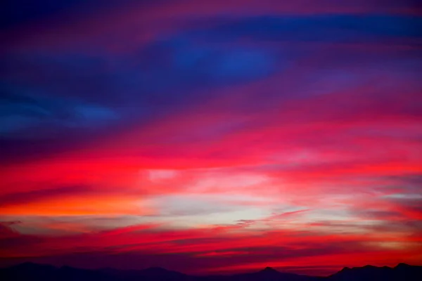 Auf den Philippinen abstrakte Wolke und Sonnenuntergang — Stockfoto