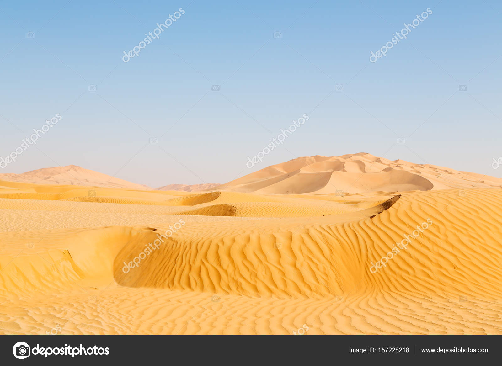 ルブアルハリ砂漠写真素材 ロイヤリティフリールブアルハリ砂漠画像 Depositphotos