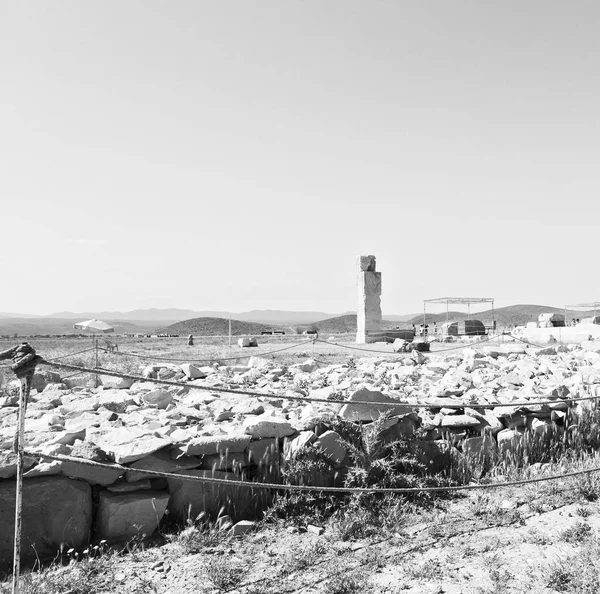 Iran Pasargad Vecchio Tempio Costruzione Colonna Tombale Blu — Foto Stock