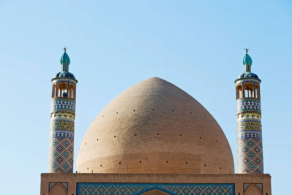 Em iran a antiga mesquita — Fotografia de Stock