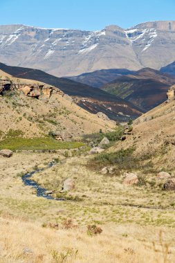   Güney Afrika ıssızlık vadisinde 