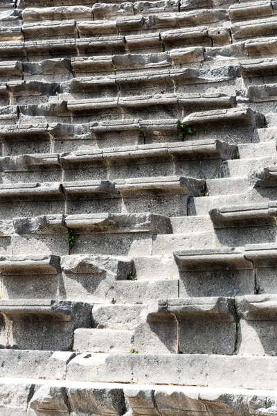 O teatro antigo e sítio arqueológico — Fotografia de Stock