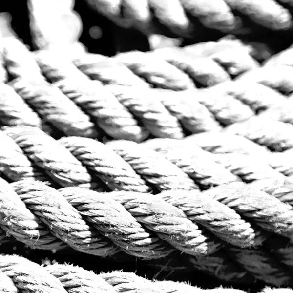 Мотузка на яхті аксесуарний човен — стокове фото