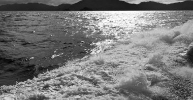 Pasifik Okyanusu bulutlar ve ışıklar 