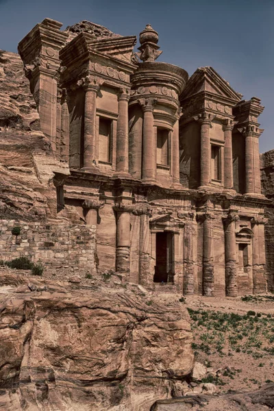 Az antik oldalon petra-Jordánia a kolostor — Stock Fotó