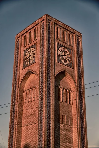 I iran antika klocktorn — Stockfoto