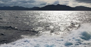 Pasifik Okyanusu bulutlar ve ışıklar 