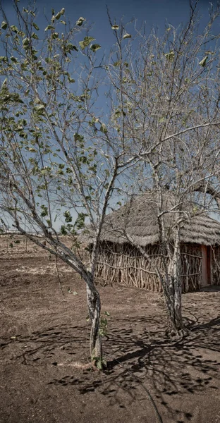 In lesotho straat dorp in de buurt van binnenplaats — Stockfoto