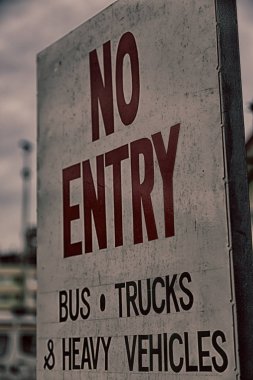 giriş sinyal yok eski kirli etiket 