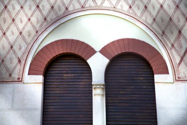 gül pencere İtalya lombardy abbiate tuğla kapalı