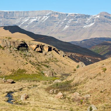   Güney Afrika ıssızlık vadisinde 