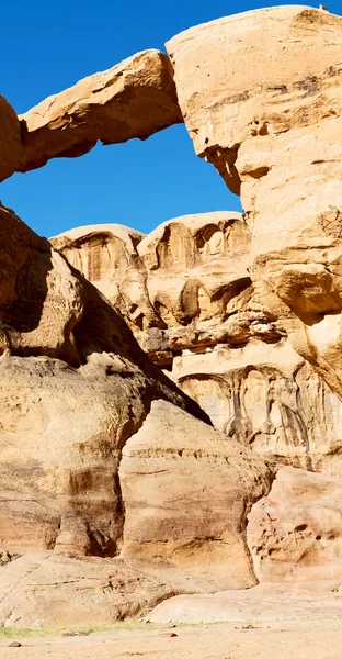 The old desert and the rock near the hole — Stock Photo, Image