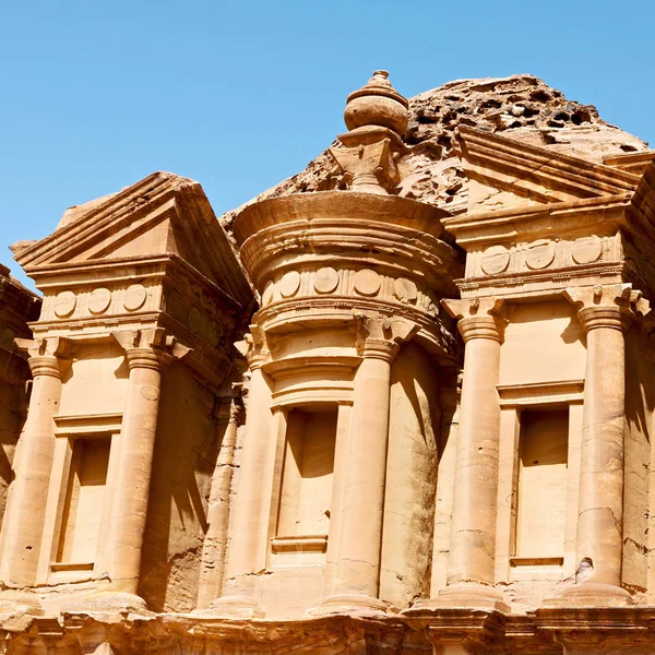 Situl antic al petra din Iordan mănăstirea — Fotografie, imagine de stoc