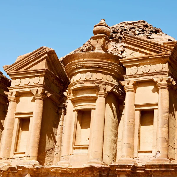 petra Ürdün manastır antik sitesi  