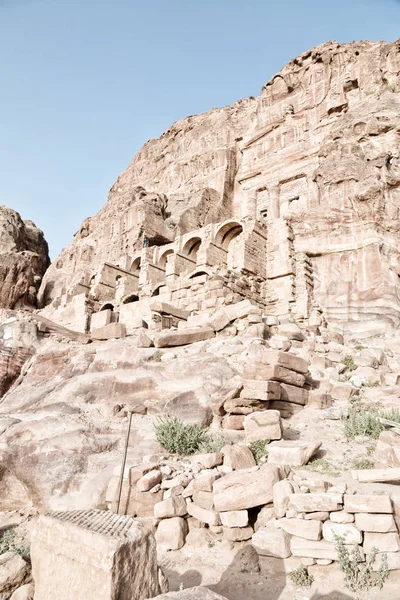 Graf in de antieke site van petra in Jordanië — Stockfoto