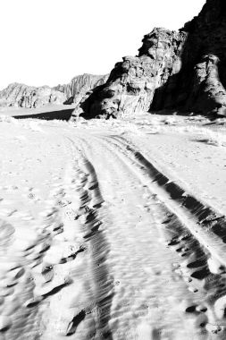 Çölde kum ve dağ macera hedef