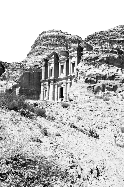 Le site antique de Pétra en jordan le monastère — Photo