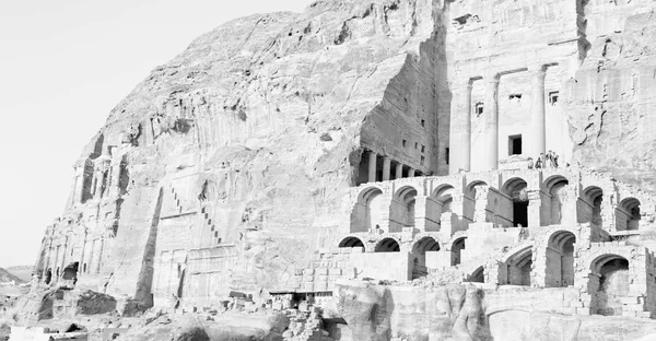 Гробниця в античному місці Петри в Йорданії — стокове фото