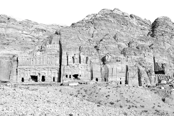 Tombeau dans le site antique de petra en jordan — Photo