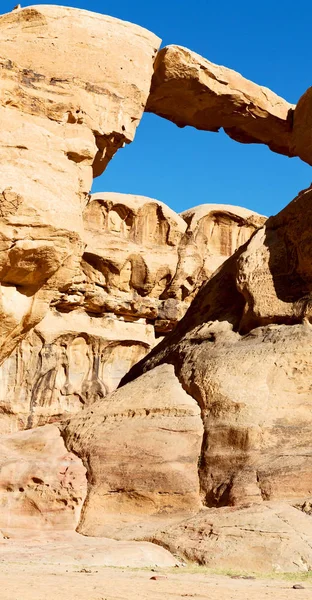 The old desert and the rock near the hole — Stock Photo, Image