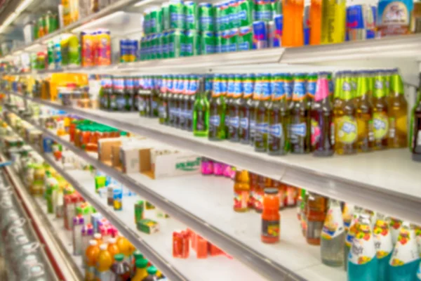 süpermarkette bulanık renkler dolu