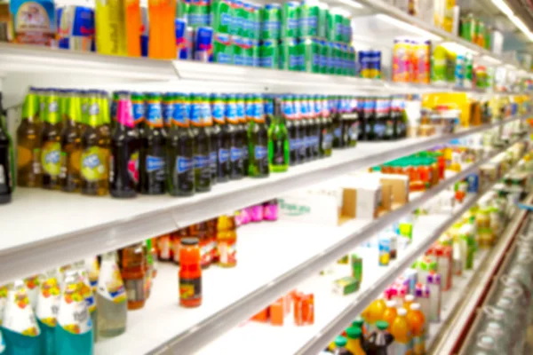 süpermarkette bulanık renkler dolu