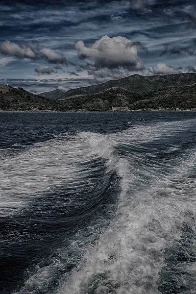 Blick vom Boot auf den Pazifik — Stockfoto