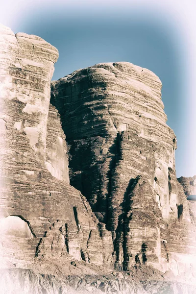 Nel deserto sabbia e montagna avventura destinazione — Foto Stock