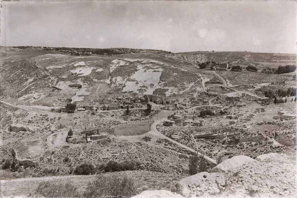 Dans la montagne la vue depuis le château antique — Photo