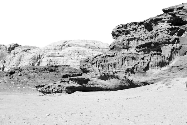 Çölde kum ve dağ macera hedef