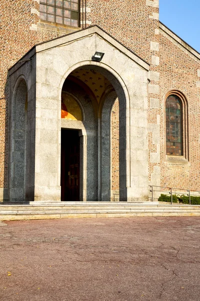 Chiesa Nel Turbigo Chiuso Mattone Torre Marciapiede Italia Lombardia Vecchio — Foto Stock