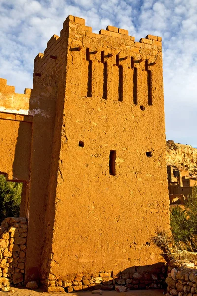 África maroc histoica y el cielo azul —  Fotos de Stock
