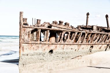 Avustralya'da fraser ada antika paslı ve damagede tekne ve korozyon okyanus Denizi