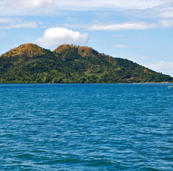 Lodi Filipínách Had Ostrov Blízkosti Nido Palawan Krásné Panorama Pobřeží — Stock fotografie