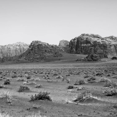 wadi rum çöl Ürdün kum ve dağ macera destinatio