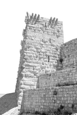 eski kast ve kulesine gökyüzünde