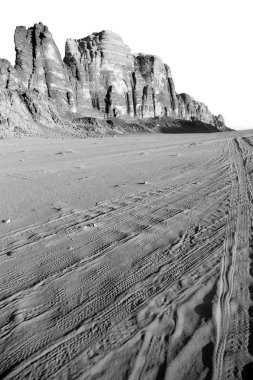 Çölde kum ve dağ macera hedef