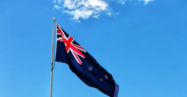 Австралія Чистому Небі Розмахував Прапором — стокове фото